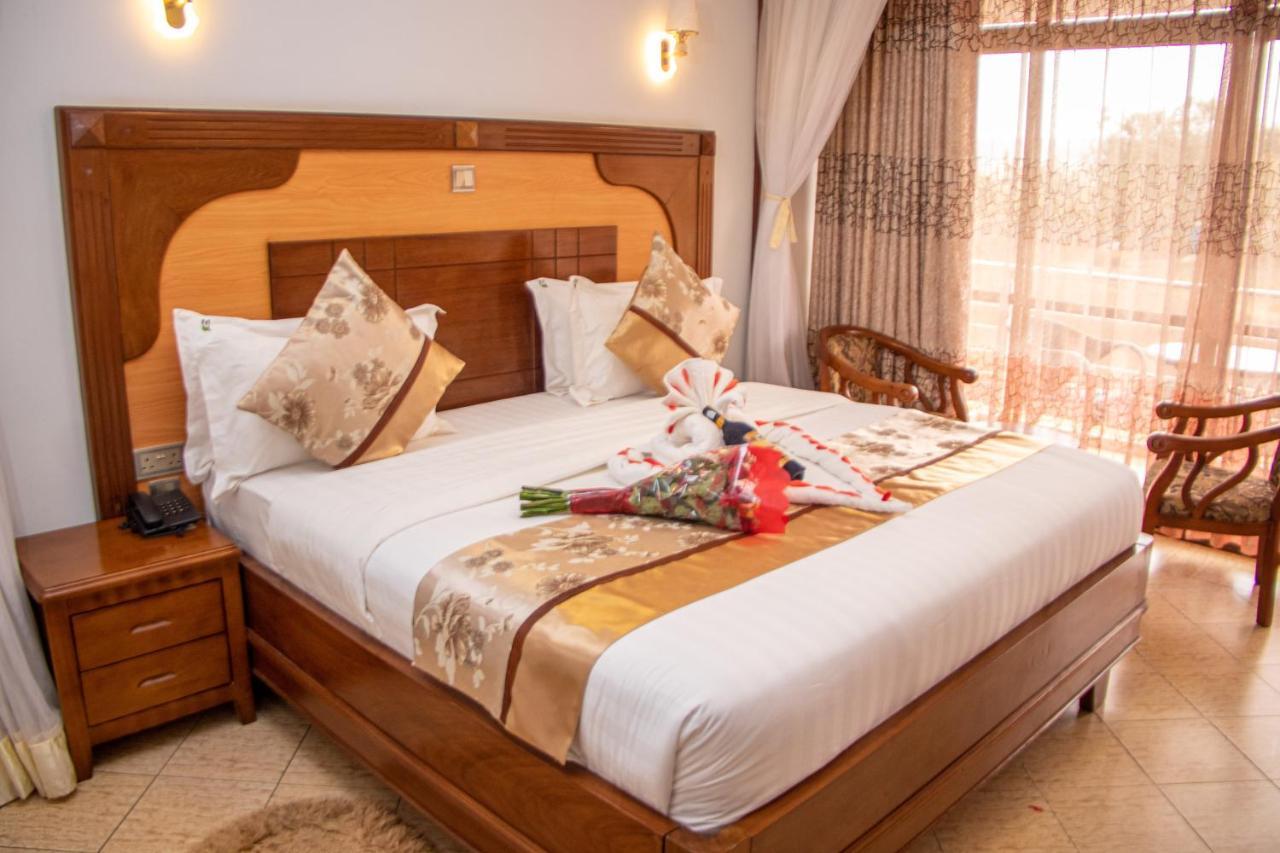 Grand Winston Hotel Nakuru Exterior photo