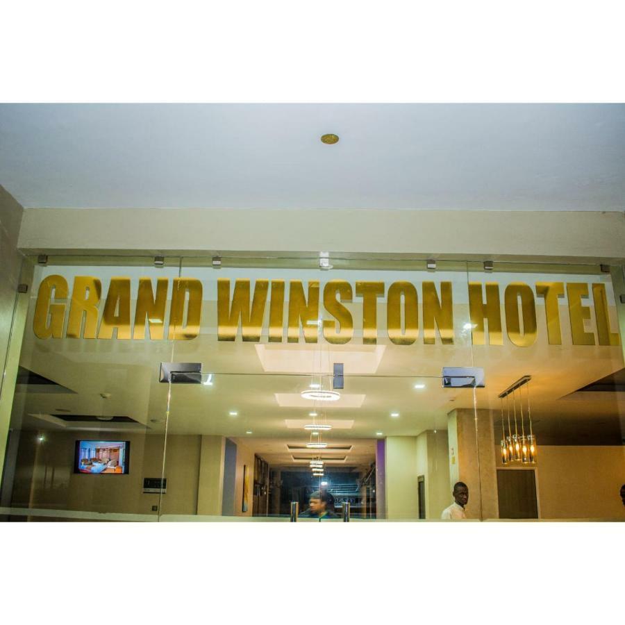 Grand Winston Hotel Nakuru Exterior photo