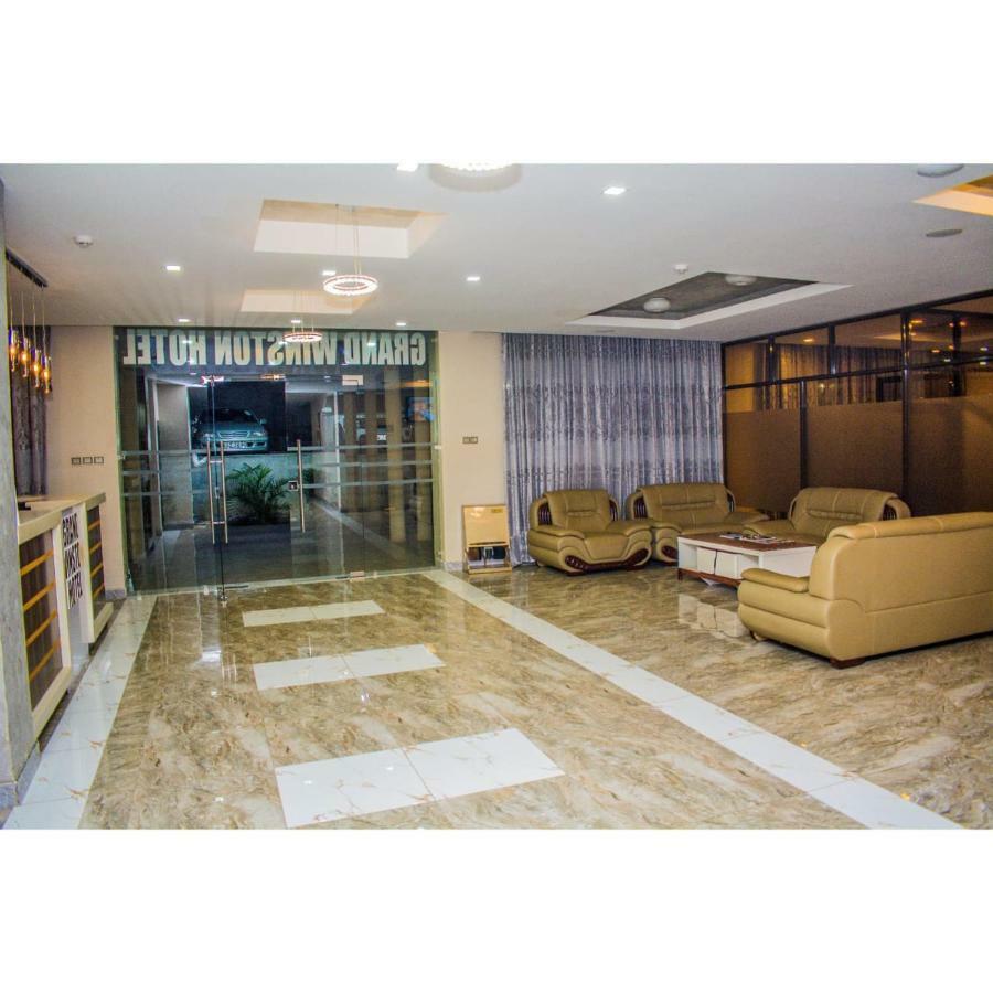 Grand Winston Hotel Nakuru Exterior photo