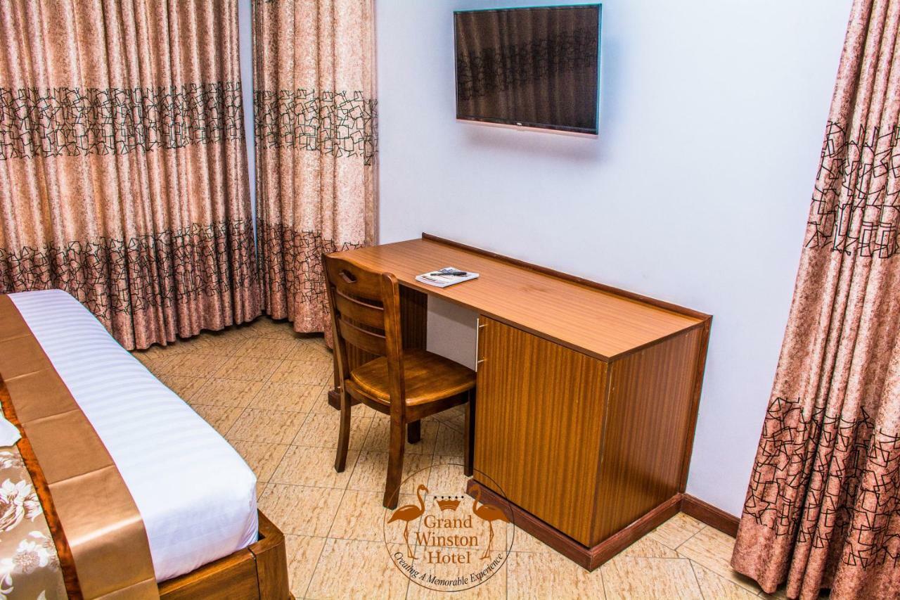Grand Winston Hotel Nakuru Exterior photo